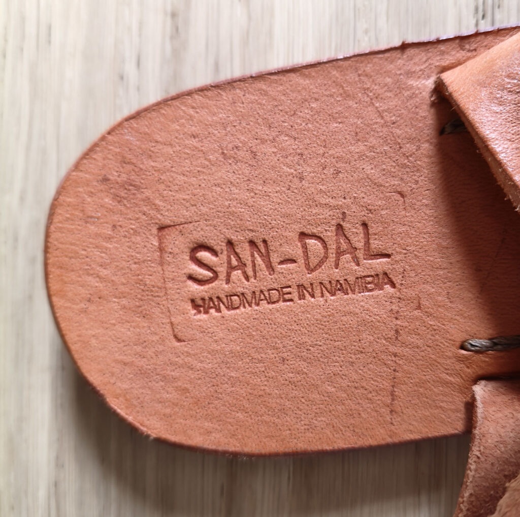 vivobarefoot san-dal II review close up