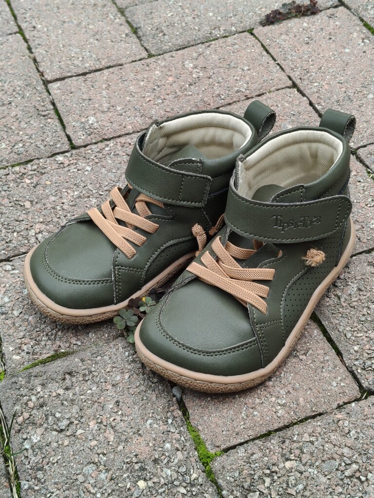 Tipsietoes Kids Leather Boots – The ideal all rounder toddler boots for wide feet!